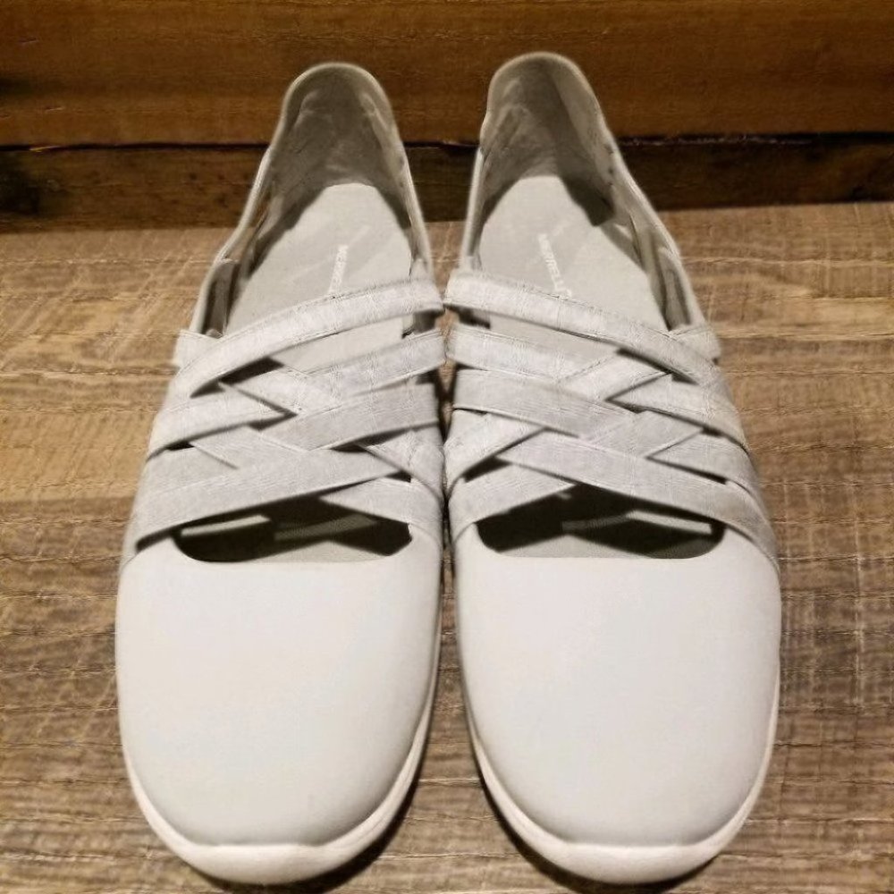 NEW Merrell Women’s Gray High Rise Slip On Shoes - Picture 4 of 8